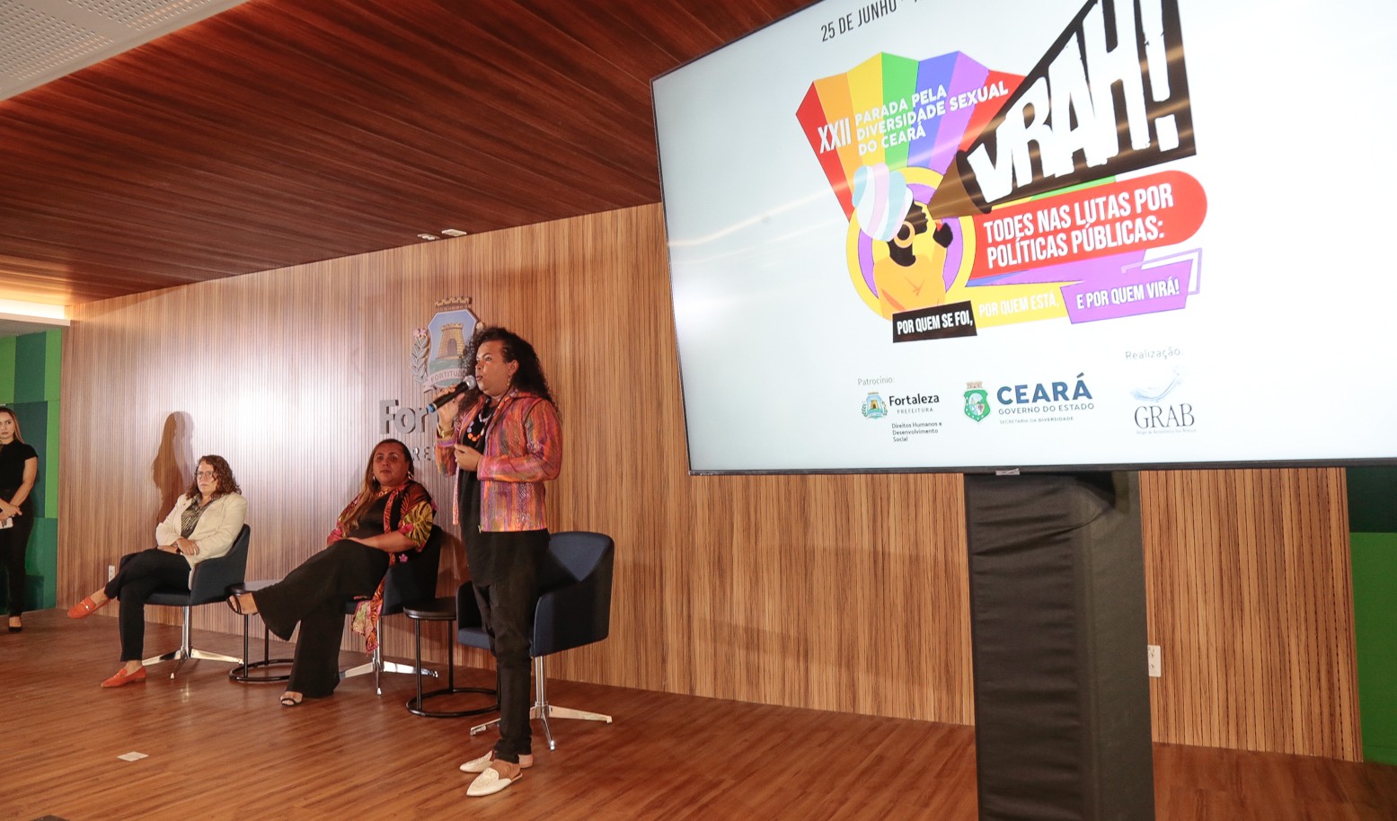 foto do auditório do paço municipal durante a coletiva